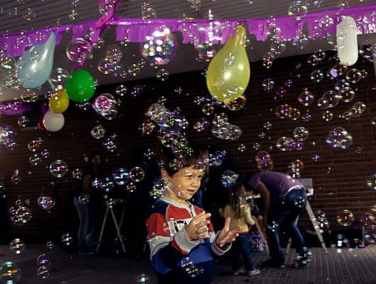 Taller de burbujas para una fiesta de aniversario en el Valles